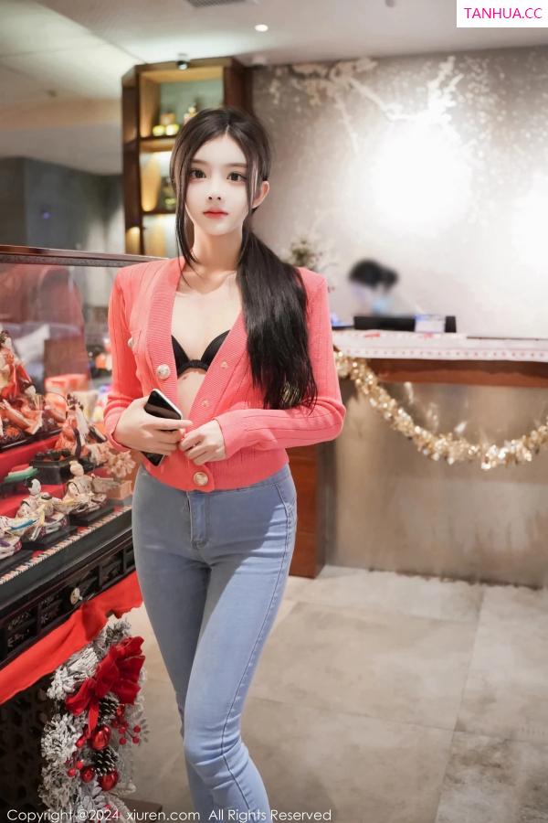   [XiuRen]高清写真图 2024.02.08 No.8091 龙雪儿 牛仔裤美臀第21张图片